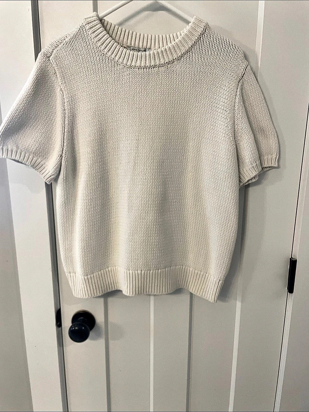 Ann Taylor Short Sleeve Knit Sweater in Cream Size XL